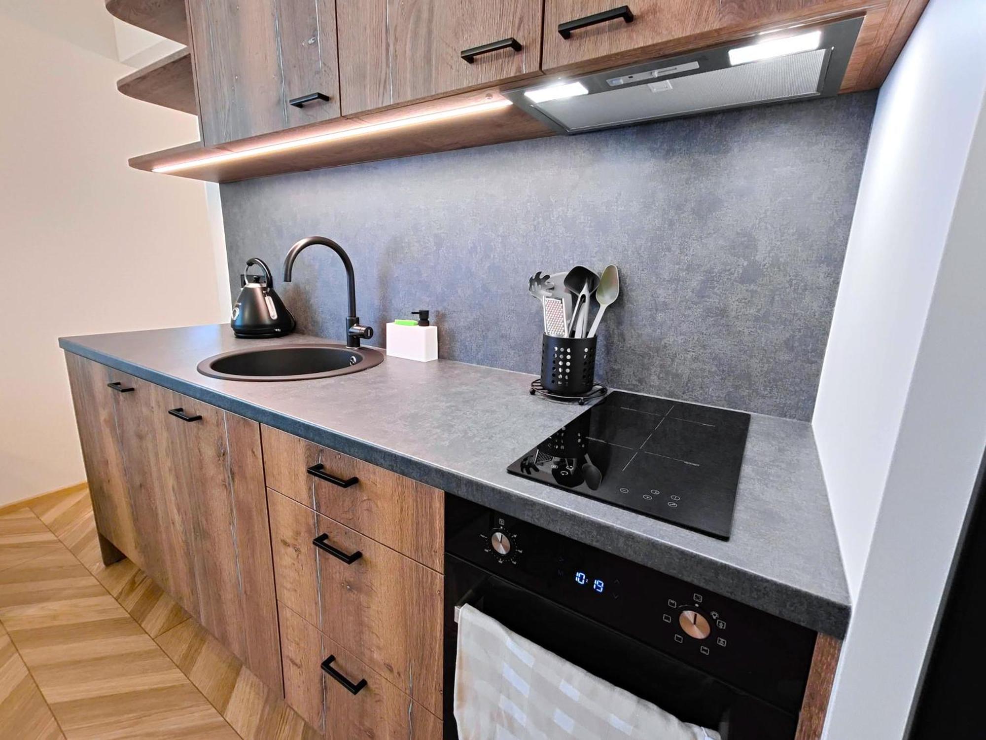 Express Premium Apartments - City Center Tartu Extérieur photo